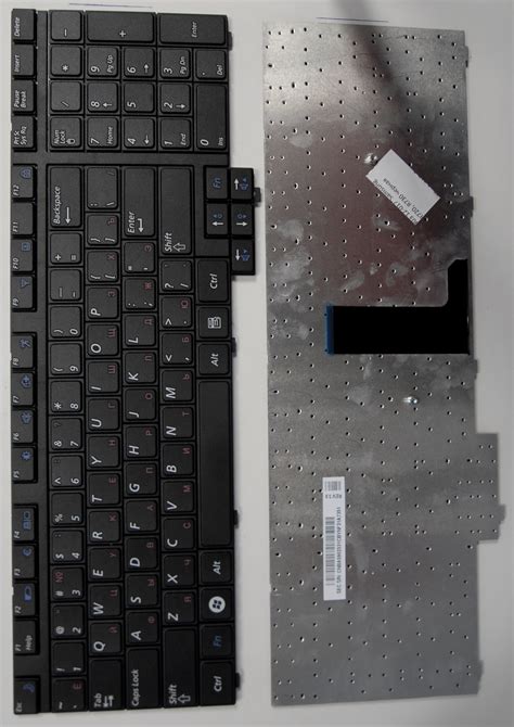 Клавиатура для ноутбука Samsung R730 чёрная купить в Москве по цене 2 ...