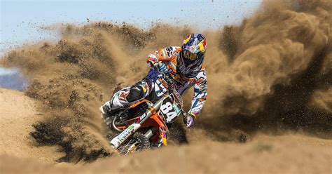 Red Bull Knock Out Herlings And Watson On Sand Riding