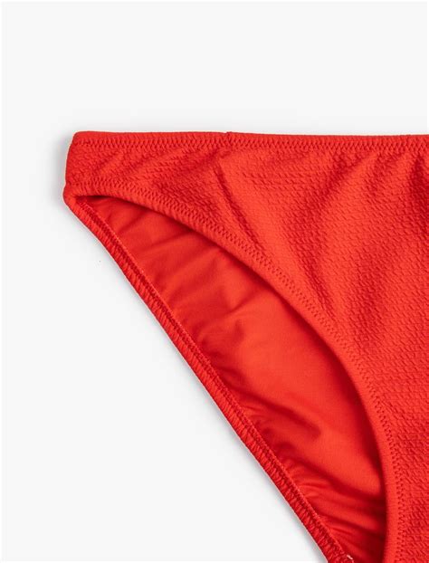 Kırmızı Kadın Dokulu Bikini Altı Standart Bel 3SAK00097BM Koton