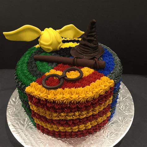 Hogwarts Birthday Cake Ideas Images Pictures Harry Potter Theme