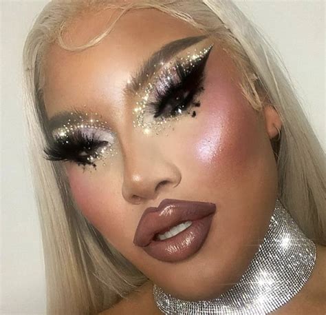 The Best Glitter Makeup According To Drag Queens