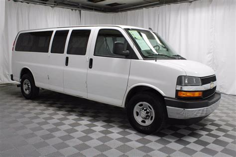 Pre Owned Chevrolet Express Passenger Lt Van In Wichita E