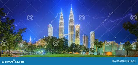 kuala lumpur night scenery   park malaysia stock photo image