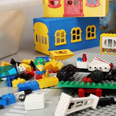 LEGO parti 1900 talets andra hälft Leksaker Leksaker Auctionet