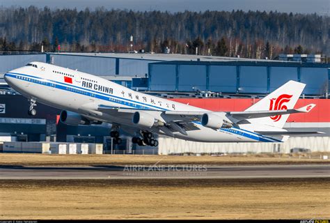 B 2472 Air China Boeing 747 400 At Helsinki Vantaa Photo Id