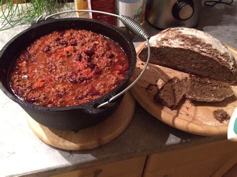 Chili Con Carne Aus Dem Dutch Oven Von Timoneu Chefkoch De