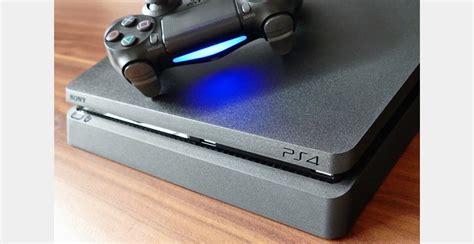 Playstation 4 čišćenje + promjena termalne paste + promjena termalnih ...