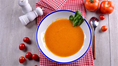 Sopa Calentita De Tomate Julius Julio Bienert Receta Canal Cocina