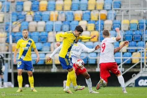 Arka Gdynia S S A Oficjalny Serwis Internetowy Zdjęcie