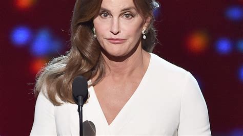 Caitlyn Jenner Wont Be Charged With Vehicular Manslaughter In Crash