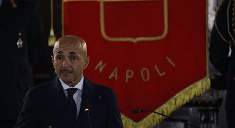 Compleanno Spalletti La Ssc Napoli Fa Gli Auguri Al Mister Foto