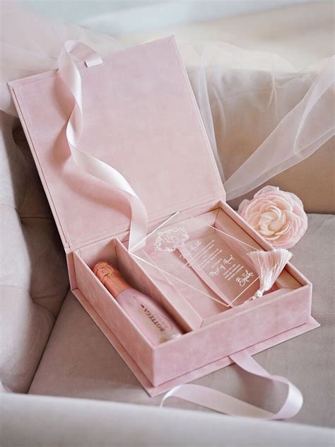 20 Wedding Invitation Boxes For Every Wedding Theme