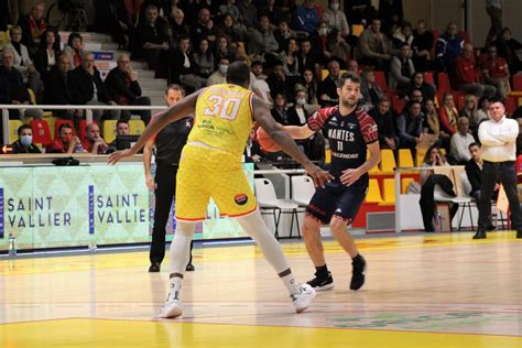 Pro B Lespagnol Xavi Forcada De Nantes Saint Vallier Basket Europe