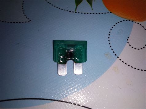 SOS. Плавиться предохранитель обогрева лобового стекла Фольц Поло Седан ...