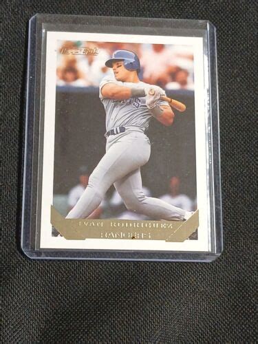 Topps Series Ivan Rodriguez Gold Parallel Sp Card Texas