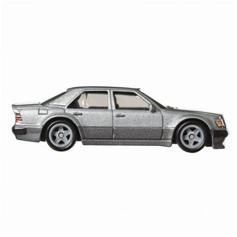 Колекційна модель машинки Mercedes Benz E серії Car Culture Hot Wheels FPY HKC FPY