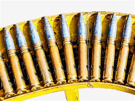 how to become an international arms dealer
