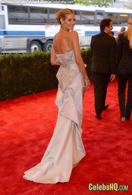 [EXCLUSIVE!] Heidi Klum Met Gala In Nyc (See inside!)