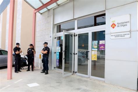 Detenida La Alcaldesa De Sitges En Una Operación Anticorrupción Fotos