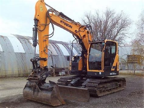 Hyundai Hx Lcr Tracked Excavator Buy Used In Lower Saxony