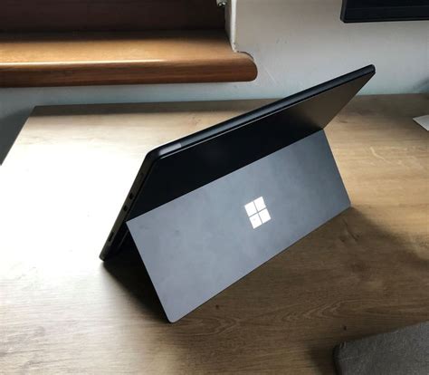 Microsoft Surface Pro 8 | Kaufen auf Ricardo