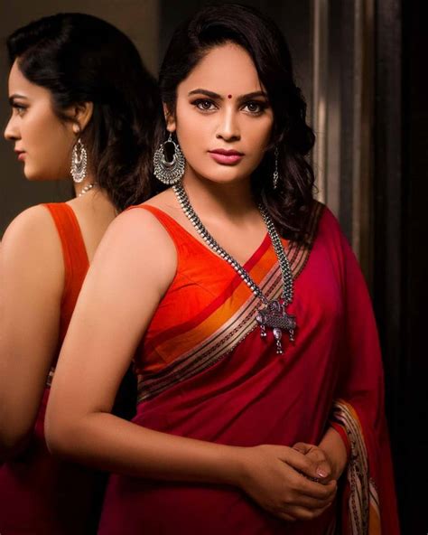 Hot Poses Of Nanditha Shwetha In Saree Filmy19