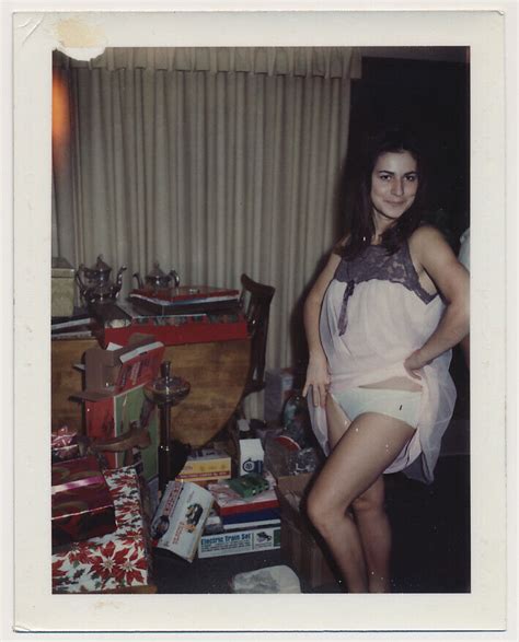 Leggy LINGERIE PANTY HOUSEWIFE Woman UNDERWEAR TEASE S XMAS POLAROID Pho Antique Price