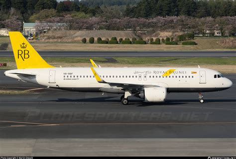 V8 RBF Royal Brunei Airlines Airbus A320 251N Photo By Martin Oswald