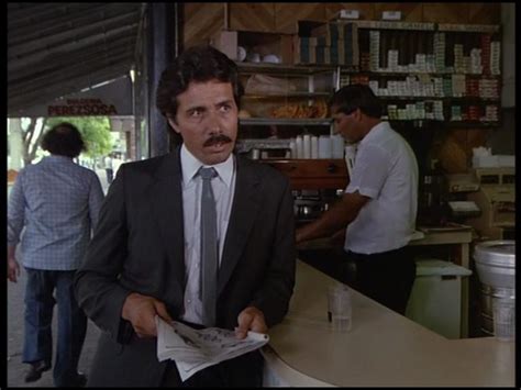 They Meet Lieutenant Castillo Episode Screenshots The Miami Vice