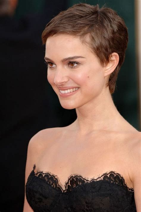 Gamine Romantic Body Type Style Natalie Portman Wardrobe