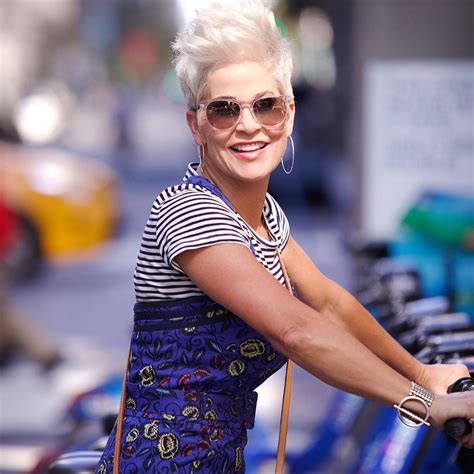 Hello From Nyc Chic Over 50 Chic Over 50 Nyc Fashion Fashion