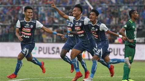 Arema Fc Redam Perlawanan Persebaya Di Derby Jatim