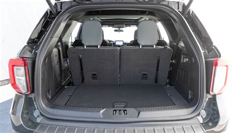 Ford Explorer 2022 Interior Trunk