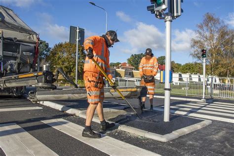 Asfaltering Kommunala Gator Peab Asfalt