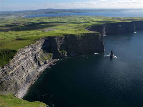 Cliffs of Moher Visitor Centre ⋆ Cliffs of Moher Cruises