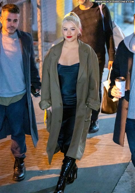 Christina Aguilera No Source Posing Hot Beautiful Celebrity Babe Sexy Famous And Nude