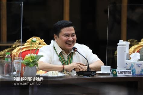 PH ARMY Senator Jinggoy Ejercito Estrada Visits Philippine Army