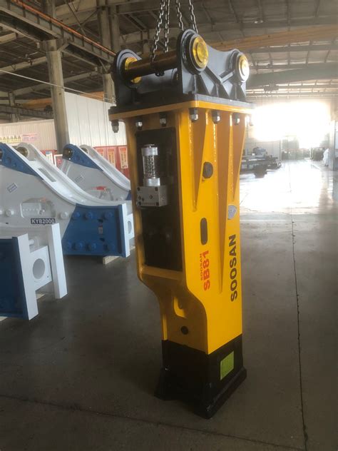 Soosan Concrete Rock Stone Hydraulic Breaker Sb81 With Auto Greaser For Excavator Heavy