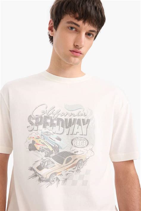 Ekru Erkek Pamuk Hot Wheels Boxy Fit Bisiklet Yaka K Sa Kollu Ti Rt Defacto