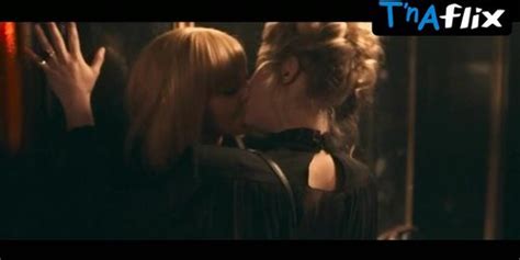 Garance Marillier Lesbian Breasts Scene In Madame Claude Tnaflix