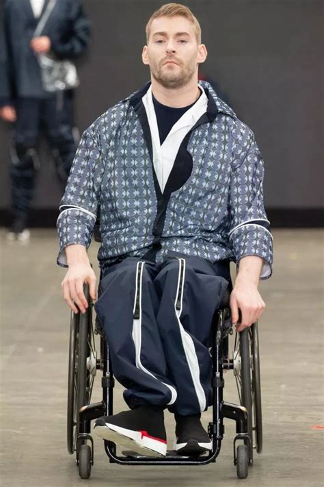 Student creates adaptive fashion range for people with physical ...
