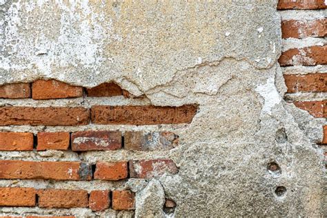 Viejas Grietas De Cemento De Pared En Mal Estado Es Ladrillo Visible