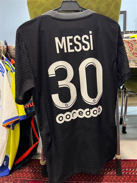 PSG Third Jersey - Messi, Men's Fashion, Activewear on Carousell