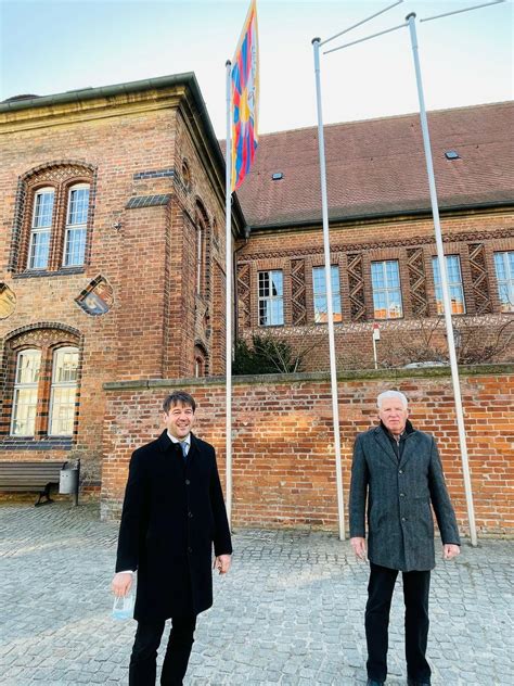 Flagge Zeigen F R Tibet Stadt Brandenburg An Der Havel