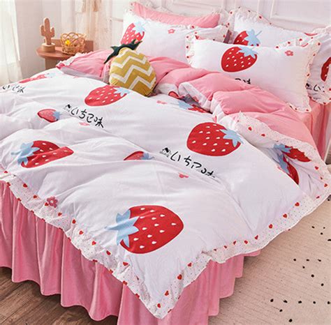 Fashion Strawberry Bedding Set Pn2421 Pennycrafts