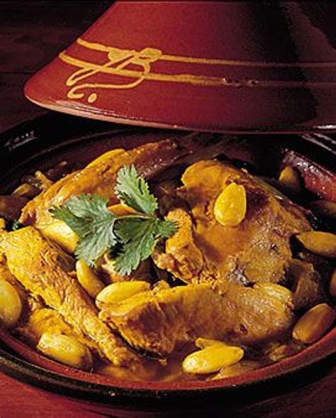 Tajine De Poulet Aux Amandes Pour Personnes Recettes Elle Table