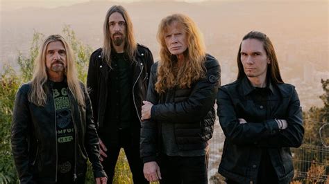 DAVE MUSTAINE Is Back In The Studio Creating New MEGADETH Album