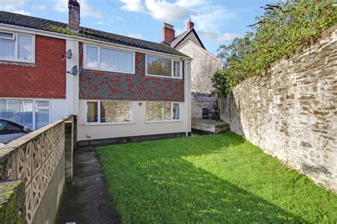 3 Bed End Terrace House For Sale In Victoria Close Barnstaple Ex32