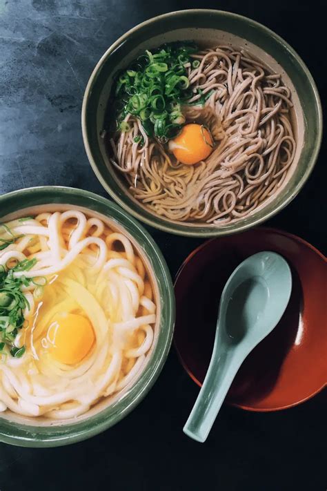 Udon vs Soba: A Comprehensive Comparison