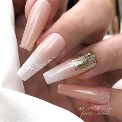 Paznokcie Nude Modny Manicure W Cielistych Odcieniach